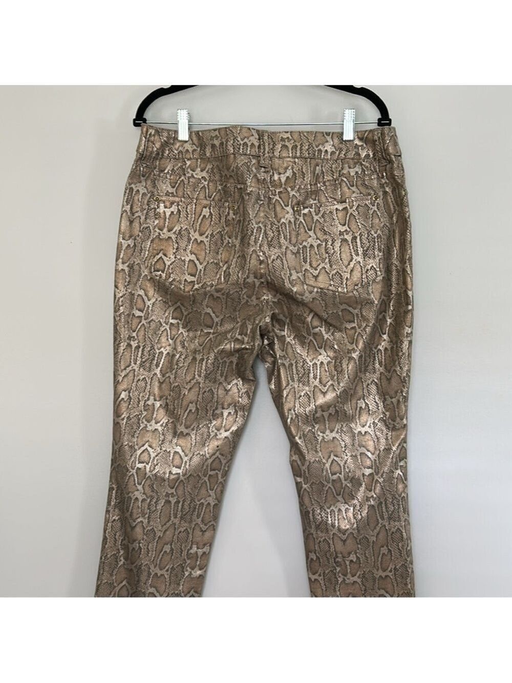 Chico’s Platinum Denim Jeans in Snakeskin Print - Picture 4 of 7